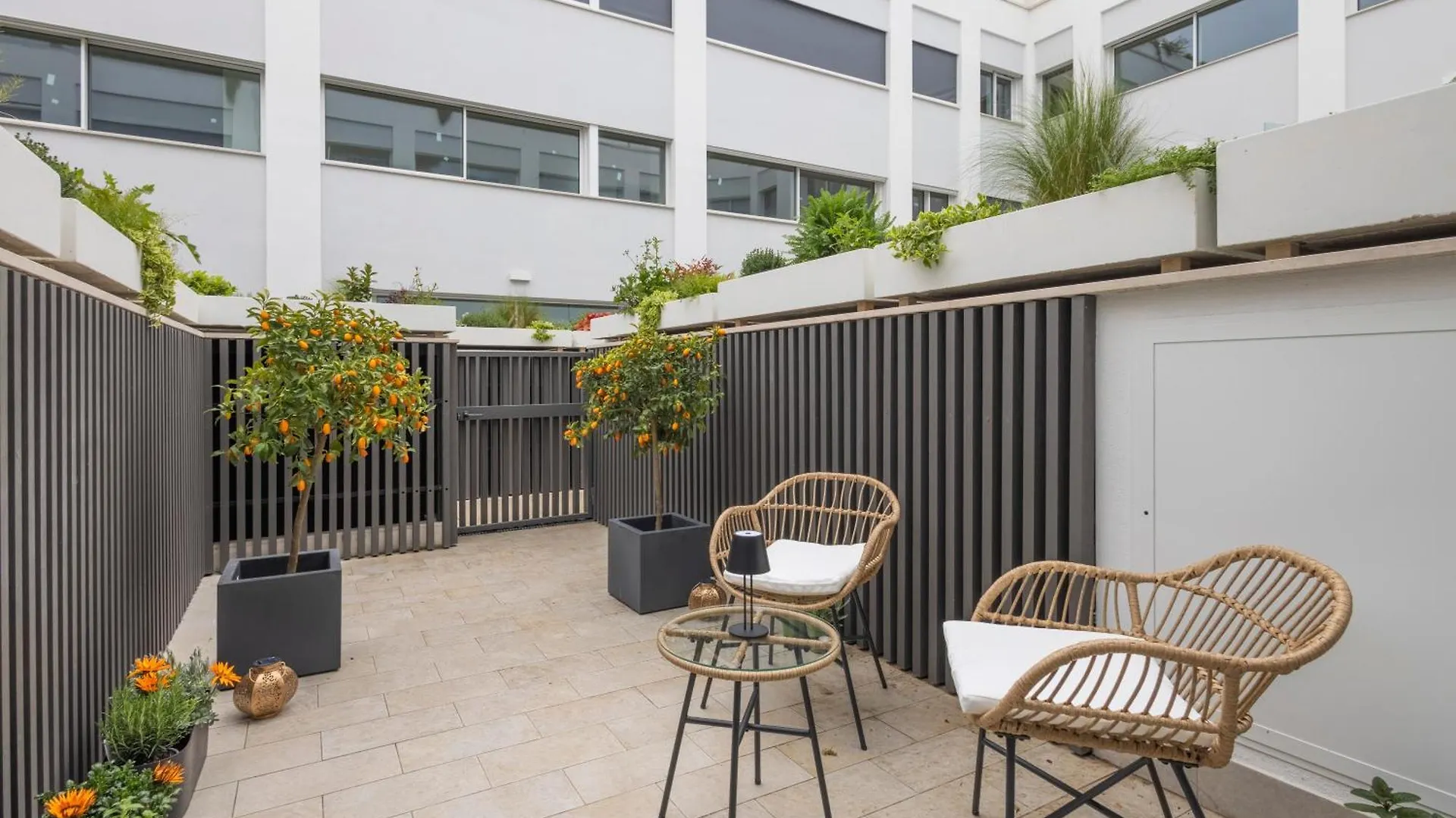 Suite & Outdoor Patio - Colosseum & Fori Imperiali Rome 0*,  Italy
